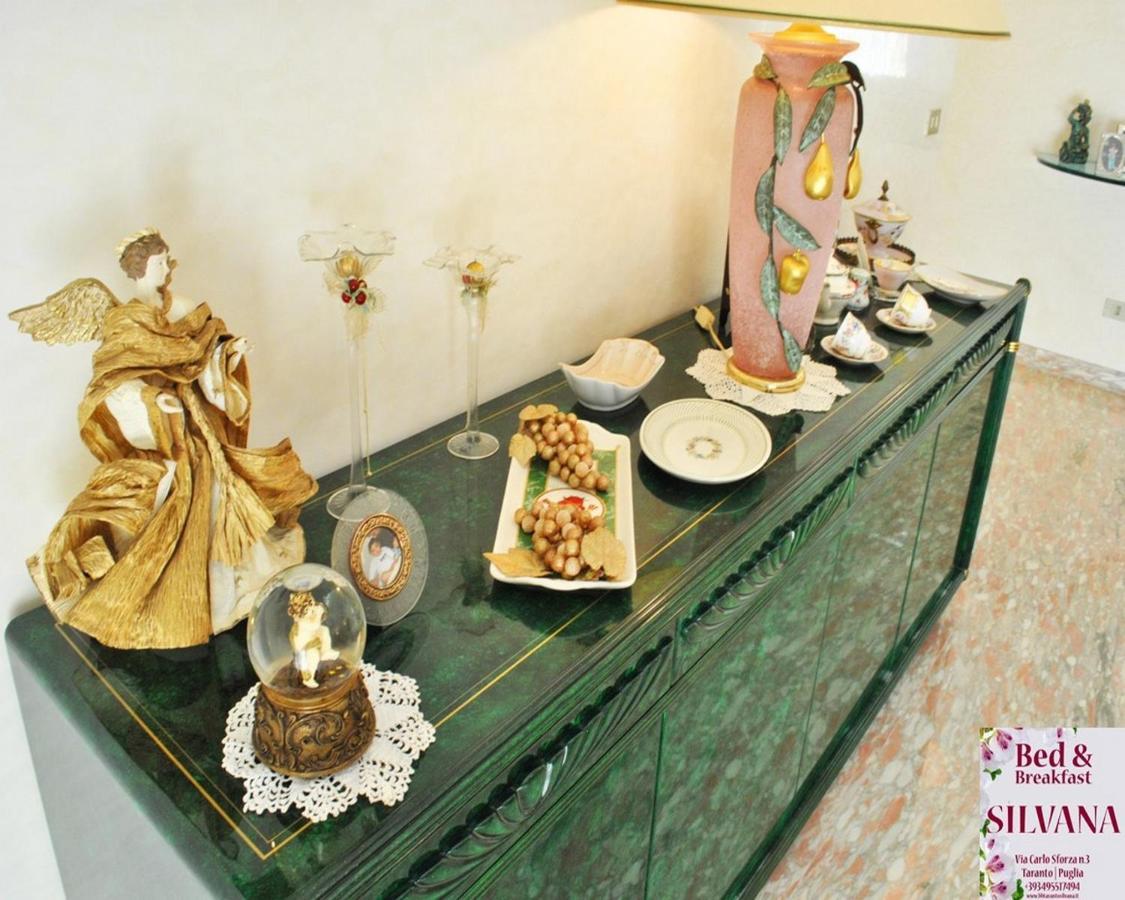 Bed And Breakfast Silvana ตารันโต ภายนอก รูปภาพ