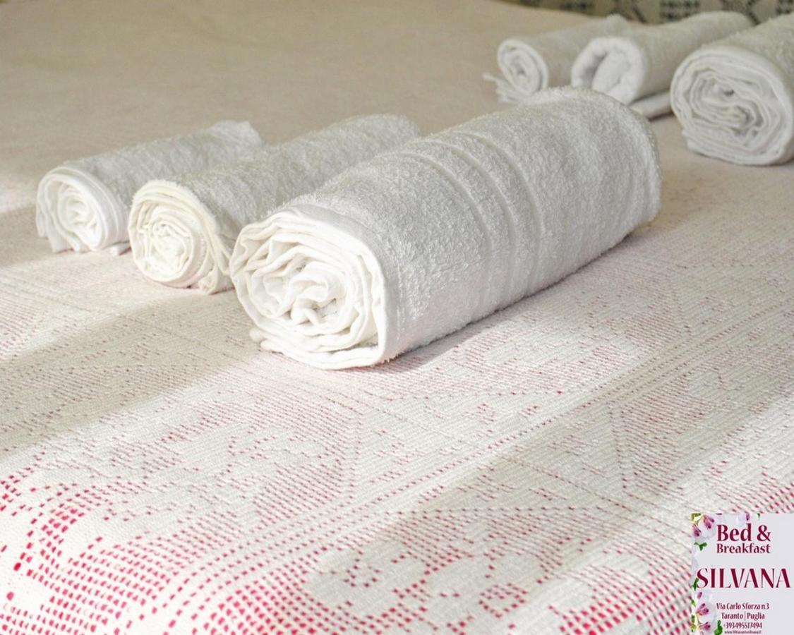 Bed And Breakfast Silvana ตารันโต ภายนอก รูปภาพ