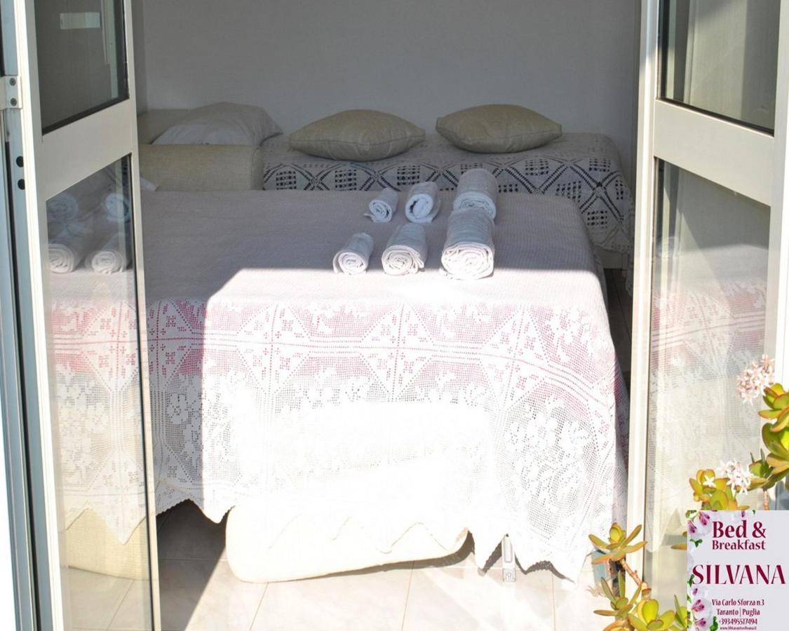Bed And Breakfast Silvana ตารันโต ภายนอก รูปภาพ